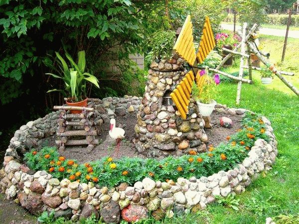 Красивые решения для украшения садового пространства